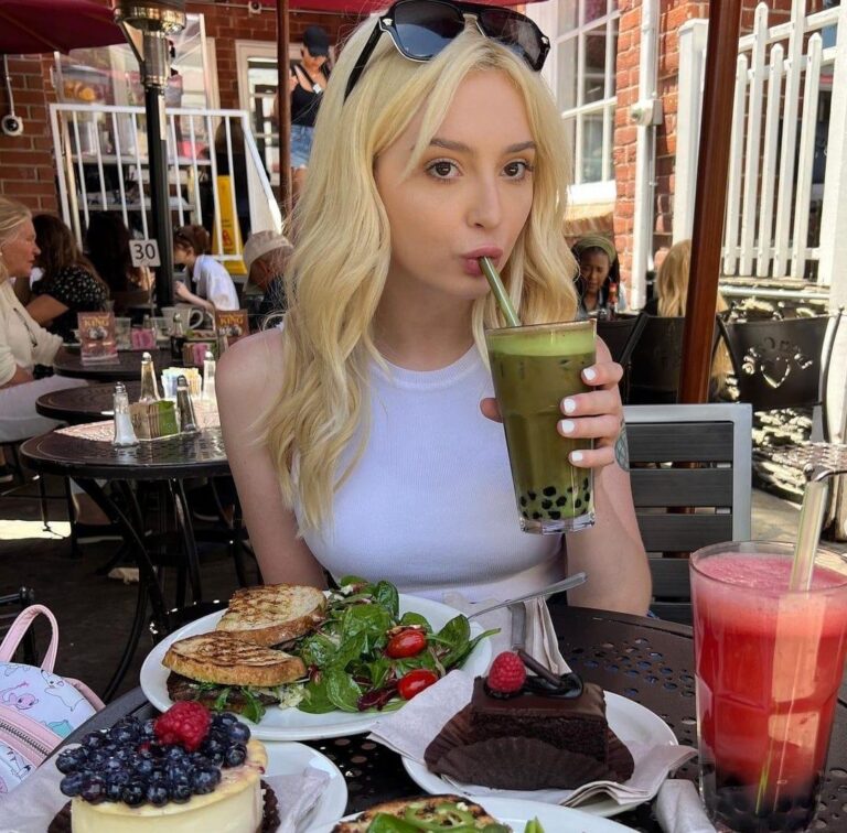 Lexi Lore Age, Career, Family, Net Worth, Height Bio 2024