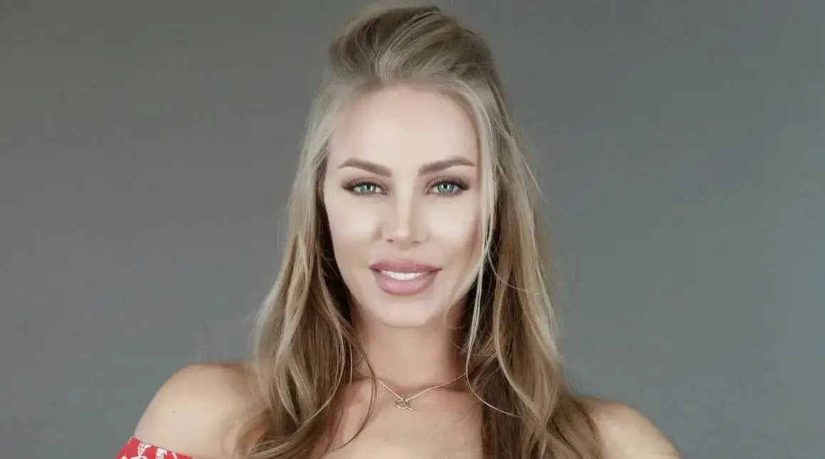 Nicole Aniston